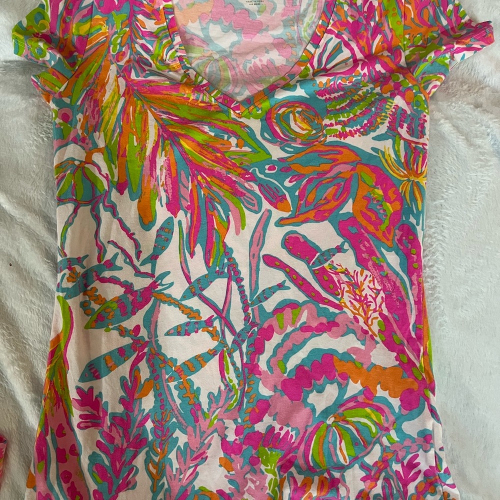 Lilly Pulitzer Multicolor Floral V-Neck Short Sleeve Tee